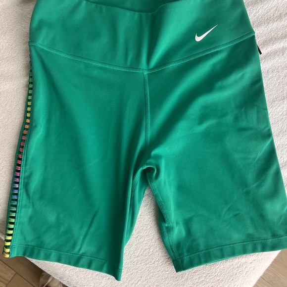 Nike One Rainbow Ladder Compression Shorts women's size small - Picture 3 of 9